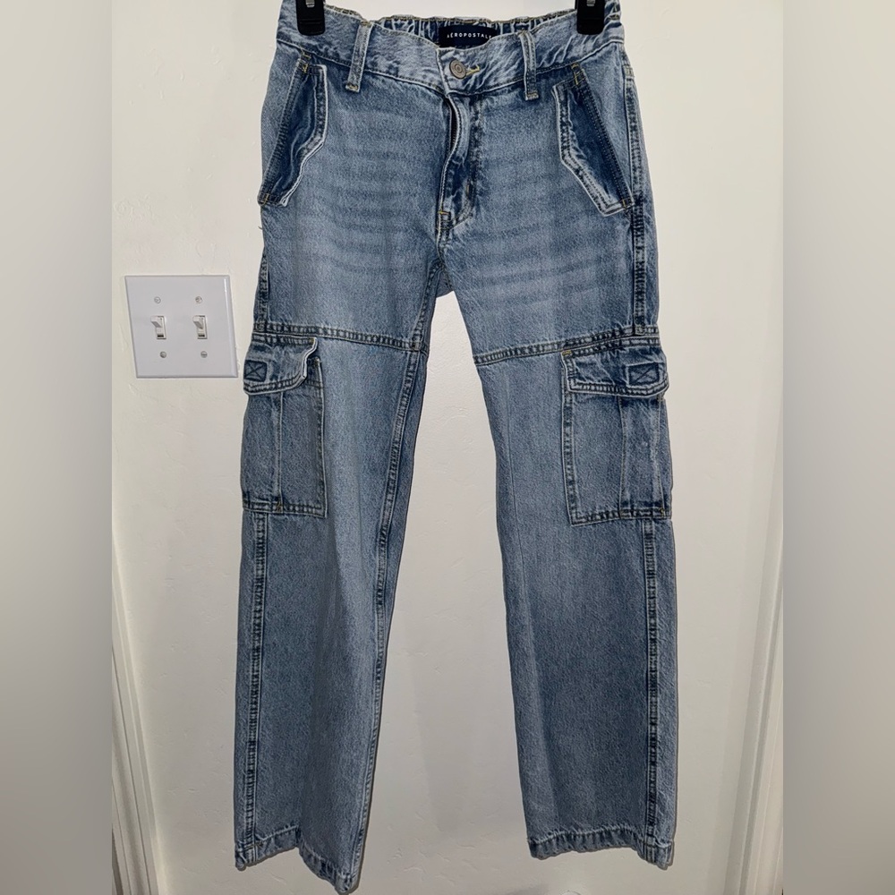 Aeropostale Low-Rise Cargo